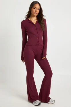 boohoo Legging ultra doux à jambes évasées<Femme Pantalons|Looks Bordeaux