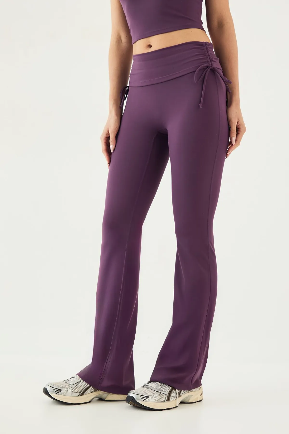 DSGN Studio Legging Évasé Ultra Sculpt à Côtés Froncés<Femme Vêtements De Sport|Leggings