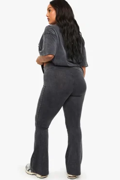 LEGGING ÉVASÉ PLUS ACID WASH