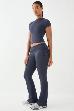 Legging Évasé Ultra Sculptant à Détails Froncés Latéraux DSGN Studio