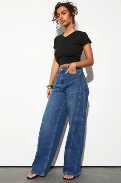 Le jean Barrel taille mi-haute pour personnes de grande taille
