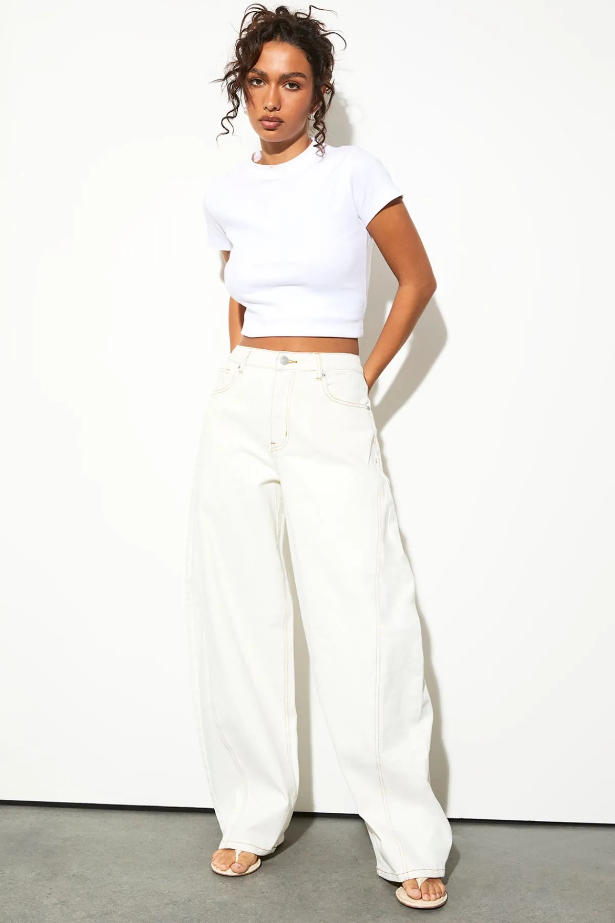 boohoo Le Jean Barrel Taille Mi-haute Pour Grande Taille<Femme Denim|Jeans