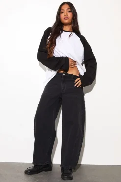 boohoo Le Jean Barrel Taille Moyenne Petite<Femme Denim|Jeans