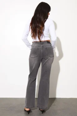 Le Jean Bootcut Taille Mi-haute Petite Coupe
