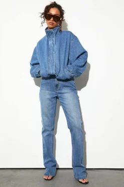 Le Jean Bootcut Évasé Taille Mi-haute Coupe Longue