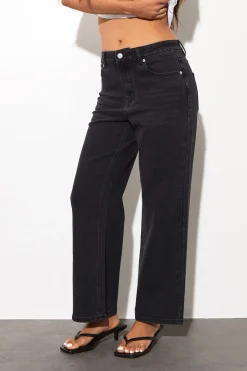 Le Jean Droit Taille Haute Petite