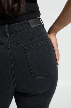 boohoo Le jean flare à taille haute Plus<Femme Denim|Jeans