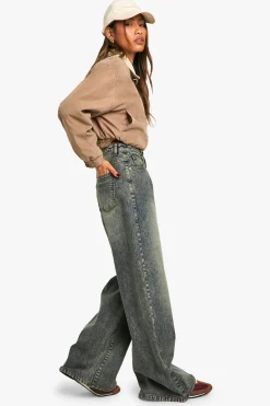 Le jean à jambes larges