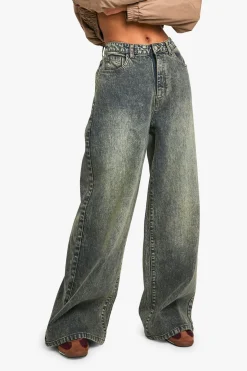 Le jean à jambes larges