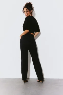 Le jean mom à taille haute
