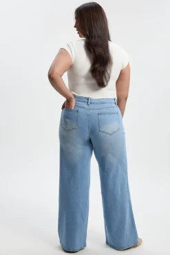 Le Jean Plus Boyfriend