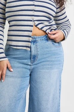 boohoo Le Jean Plus Taille Haute Raccourci Jambe Large<Femme Denim|Jeans