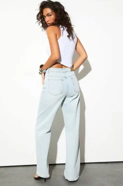 boohoo Le jean taille haute à jambes droites<Femme Denim|Jeans