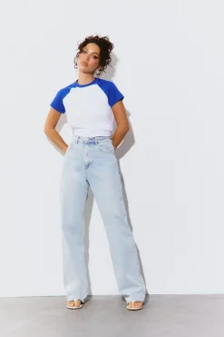 boohoo Le jean taille haute à jambes droites<Femme Denim|Jeans