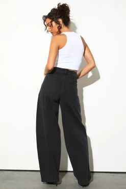 boohoo Le Jean Taille Mi-haute À Jambe Tonneau Tall<Femme Denim|Jeans