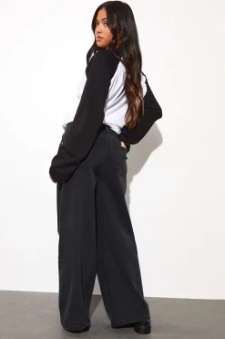 Le Jean à taille mi-petite et jambes larges