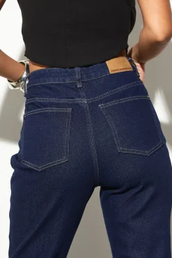 Le Jean Évasé Taille Haute