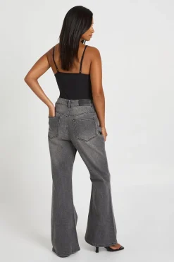 Le Jean Évasé Taille Haute Petite
