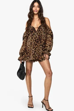 boohoo Leopard Chiffon Combinaison à Épaules Dénudées et Volants<Femme Imprimé Léopard|Combinaisons Et Combishorts