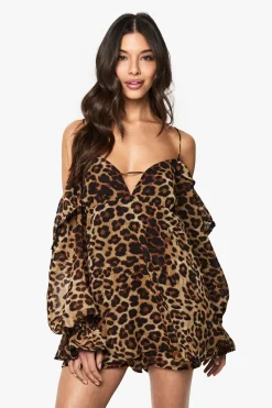 boohoo Leopard Chiffon Combinaison à Épaules Dénudées et Volants<Femme Imprimé Léopard|Combinaisons Et Combishorts