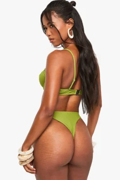 Les essentiels du maillot de bain : string