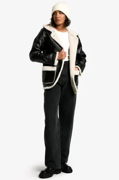 boohoo Long manteau à capuche en synthétique avec doublure borg<Femme Vestes & Manteaux