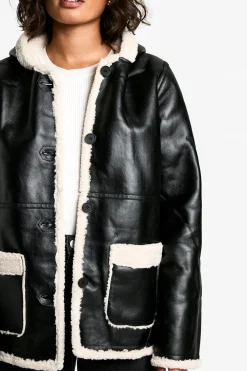 boohoo Long manteau à capuche en synthétique avec doublure borg<Femme Vestes & Manteaux