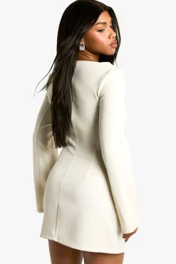 boohoo Long Sleeve Slash Neck Tailored Mini Dress<Femme Tailleurs|Robes À Manches Longues