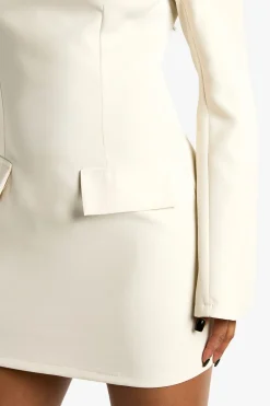 boohoo Long Sleeve Slash Neck Tailored Mini Dress<Femme Tailleurs|Robes À Manches Longues