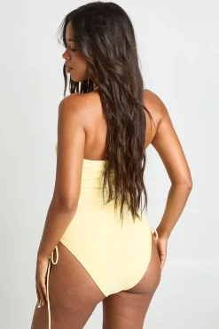 boohoo Maillot De Bain Bandeau À Détails Froncés<Femme Maillots De Bain|Tenues De Plage
