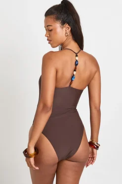 boohoo Maillot De Bain Bandeau Plongeant À Licou Avec Ornements Perlés<Femme Looks Chocolat|Tenues De Plage