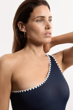KarenMillen Maillot de bain échancré à une épaule avec détails de couture<Femme Maillots De Bain|Tenues De Plage