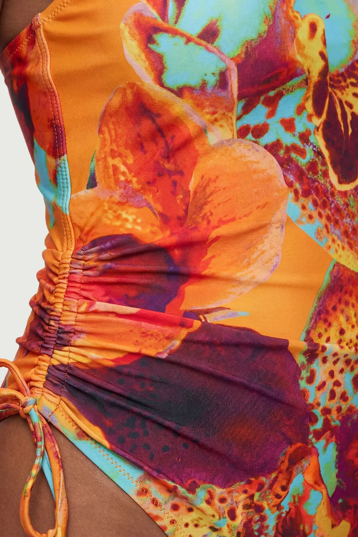 Maillot De Bain À Dos Échancré Avec Motif Floral Photographique Et Détails De Perles