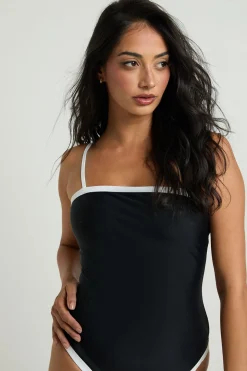 Maillot De Bain Encolure Carrée Avec Contrôle Du Ventre Et Détails Contrastés