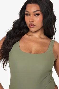boohoo Maillot De Bain Grande Taille Essentiel À Encolure Carrée<Femme Maillots De Bain|Tenues De Plage