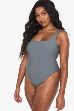 Maillot de bain grande taille à encolure carrée