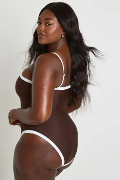 boohoo Maillot De Bain Grande Taille À Encolure Carrée Contrastante Avec Contrôle Du Ventre<Femme Maillots De Bain