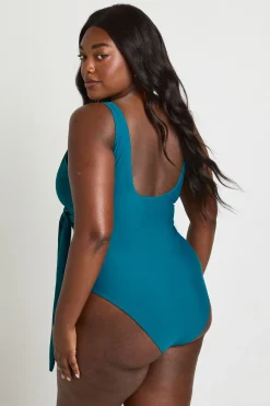Maillot De Bain Grande Taille Avec Détail Cache-cœur Et Contrôle Du Ventre
