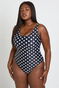 boohoo Maillot De Bain Grande Taille À Pois Avec Encolure Arrondie<Femme Tenues De Plage|Pois