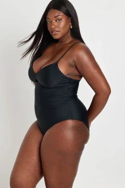 boohoo Maillot De Bain Grande Taille Gainant Avec Décolleté Plongeant Et Découpe<Femme Maillots De Bain|Tenues De Plage