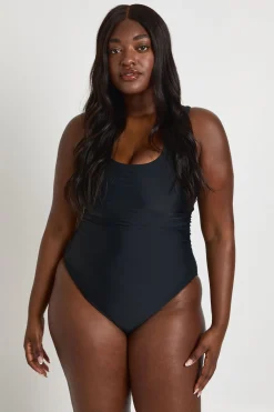 boohoo Maillot De Bain Grande Taille À Encolure Arrondie Avec Contrôle Du Ventre<Femme Maillots De Bain|Tenues De Plage