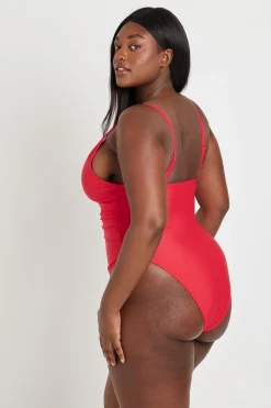 boohoo Maillot De Bain Grande Taille À Décolleté Plongeant Avec Anneau Et Effet Ventre Plat<Femme Maillots De Bain|Tenues De Plage