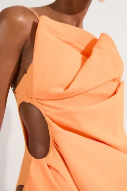 Maillot de bain jambe haute à volants dramatiques et à brides