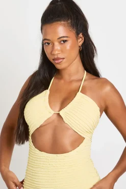 boohoo Maillot De Bain Texturé À Encolure Dos-nu Avec Découpes<Femme Maillots De Bain|Tenues De Plage