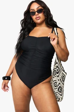 boohoo Maillot de bain une pièce à contrôle ventre avec devant froncé<Femme Maillots De Bain|Tenues De Plage