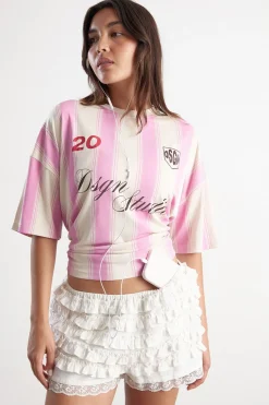 Maillot De Football À Rayures Dsgn Studio
