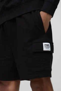 MAN. Relaxed Mid Length Label Basic Lightweight Cargo Shorts