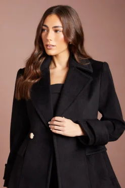 Manteau Bleu Marine À Col Large Avec Détails Boutonnés
