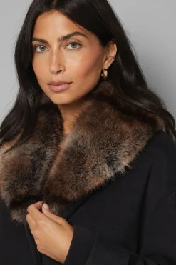 Manteau à Col en synthétique et Poignets à Patte