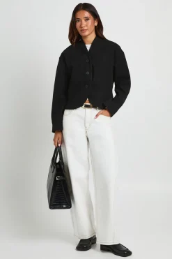 Manteau Court Façon Laine À Boutons
